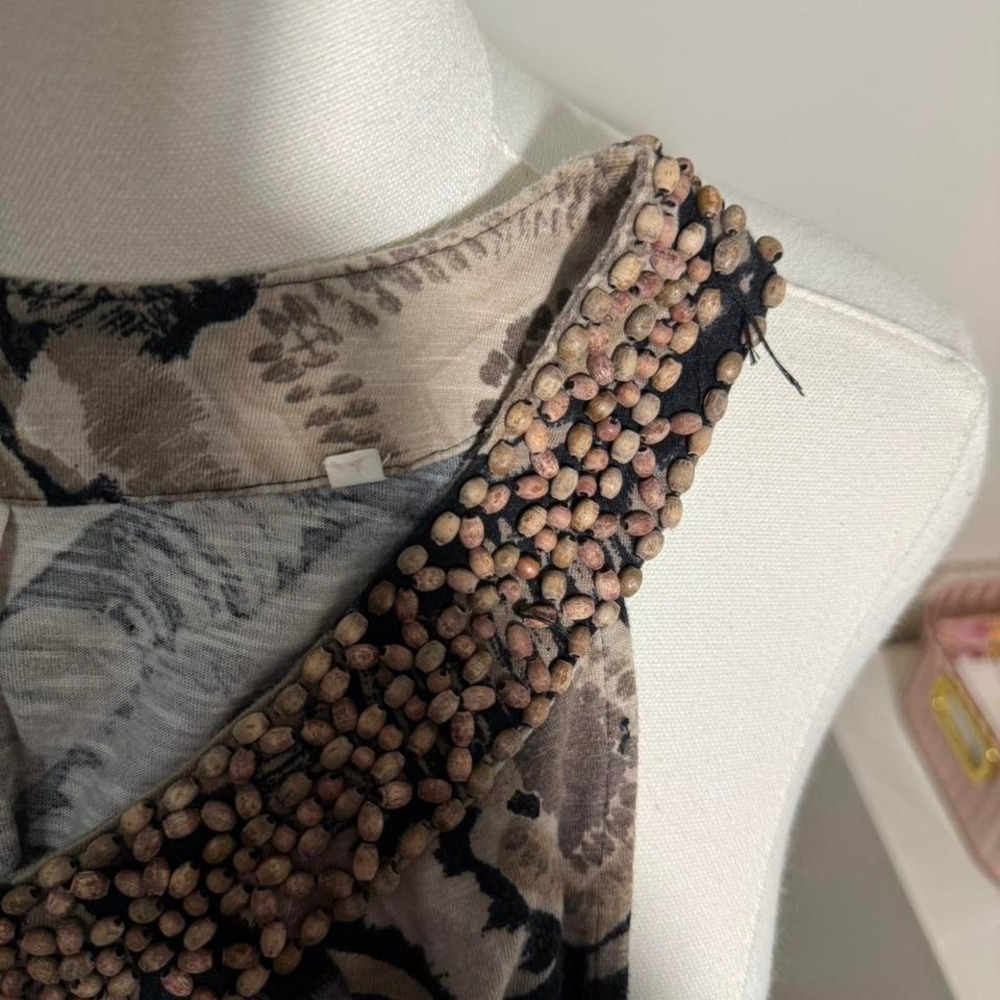 Beaded Blouse - Picture 3 of 3